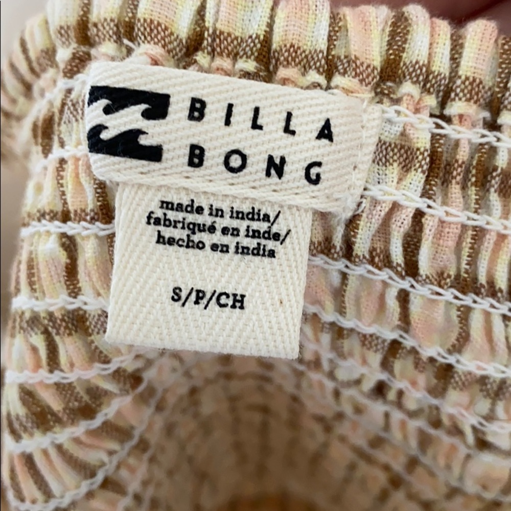 Cute summer billabong crop top! Never worn! - Picture 3 of 3